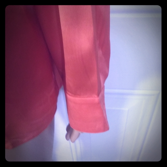 ESCADA SILK CHARMEUSE LS DOUBLE LAPEL BLOUSE - Picture 3 of 4
